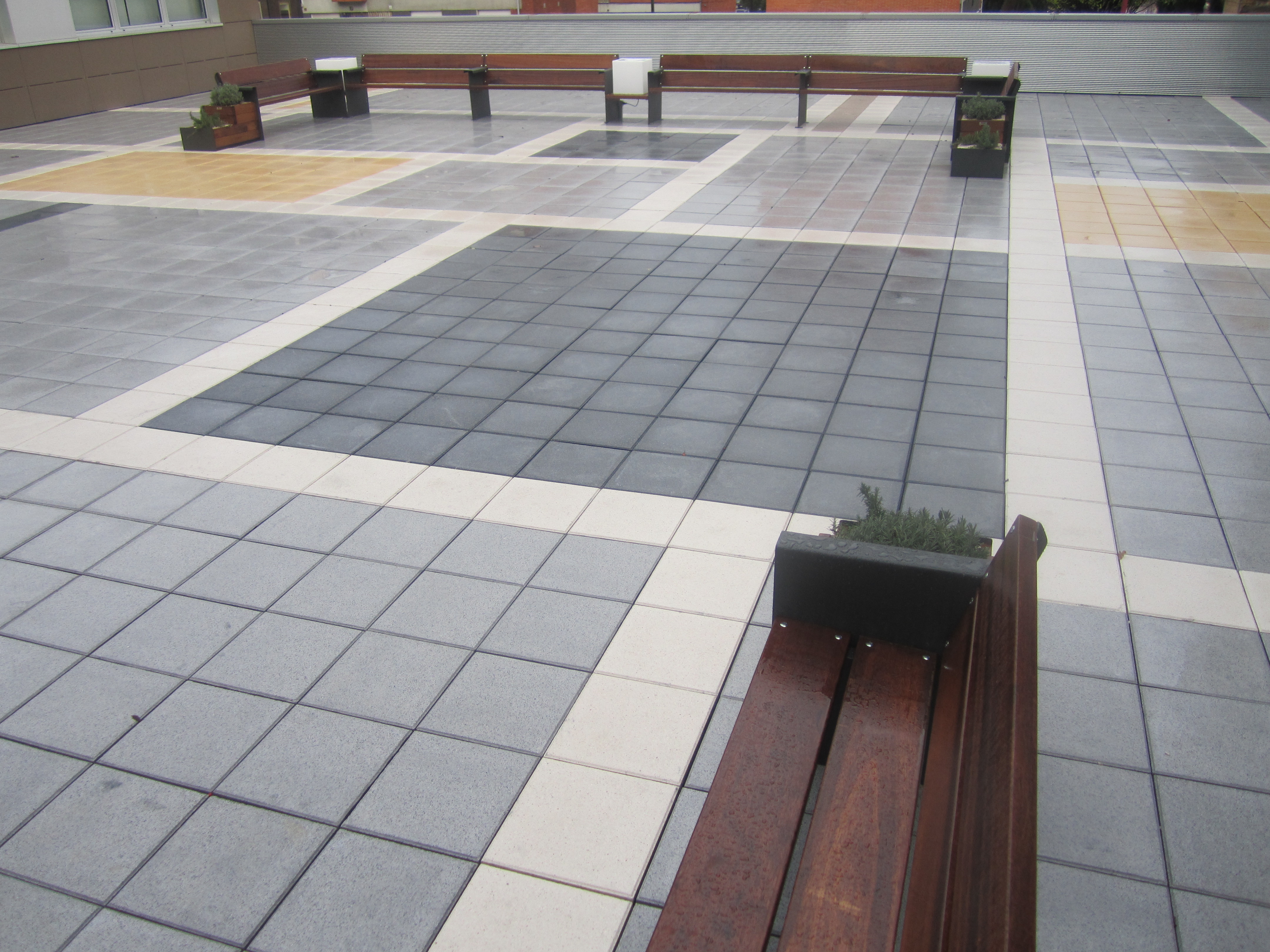 Pavimento en la Residencia geriátrica de Riaño (Asturias) con i.active ULTRA BLANCO 52,5 N