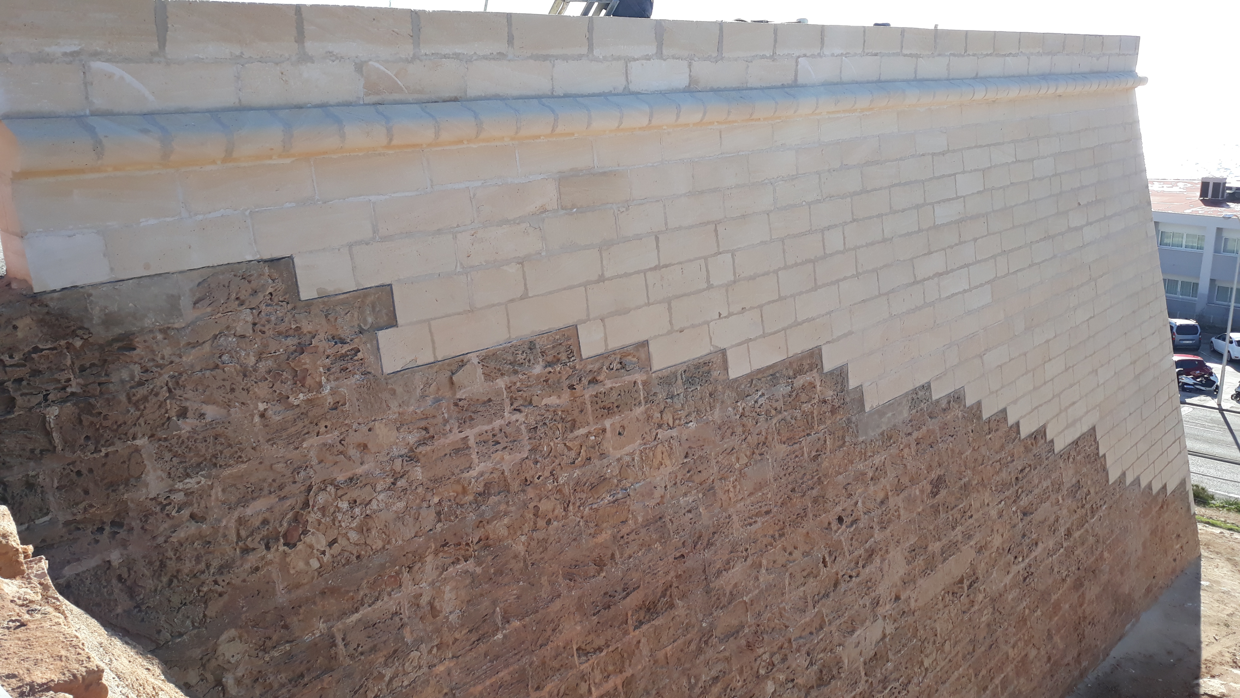 Proyecto de restauración del Castillo de San Carlos (Palma de Mallorca) con i.pro CALIX NHL 5 e i.design CALIX NHL 3 03