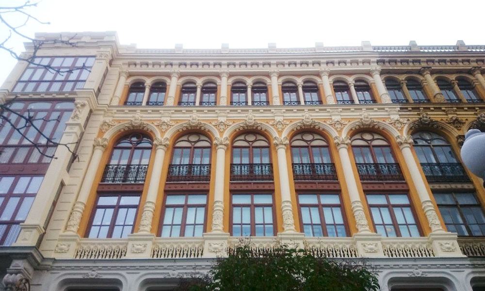 Restauración de la fachada de Casa Resines en Acera de Recoletos con i.pro CALIX NHL 5
