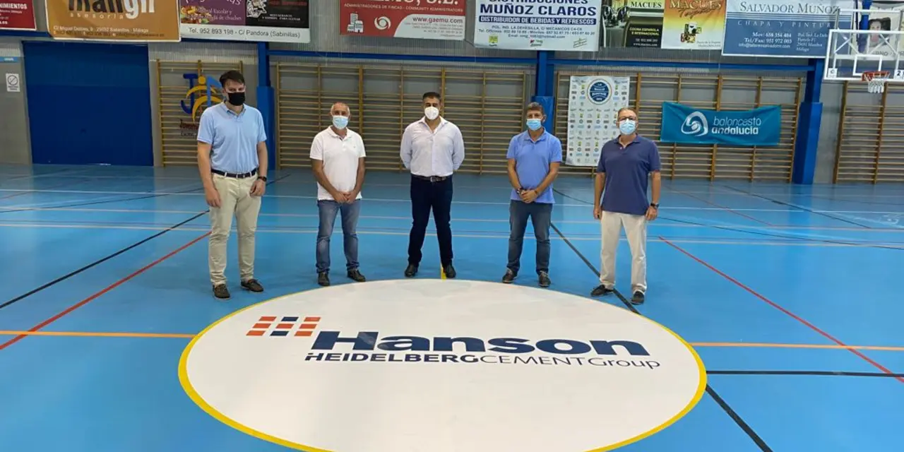 Hanson-HeidelbergCement, propietario de la cantera La Utrera, renueva como patrocinador del club de baloncesto Manilva Basketbase.