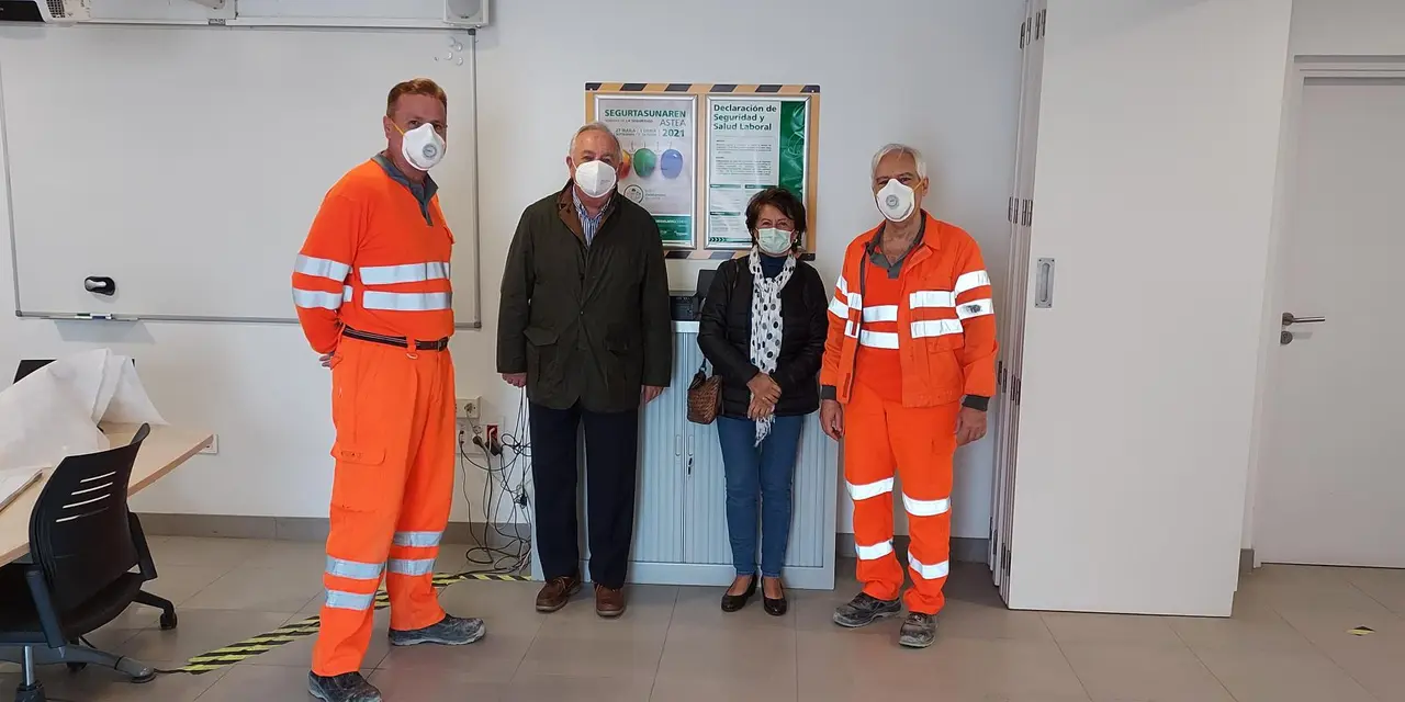 Cementos Rezola-HeidelbergCement ha hecho una donación al Banco de Alimentos de Gipuzkoa que le permitirá adquirir casi una tonelada de alimentos.