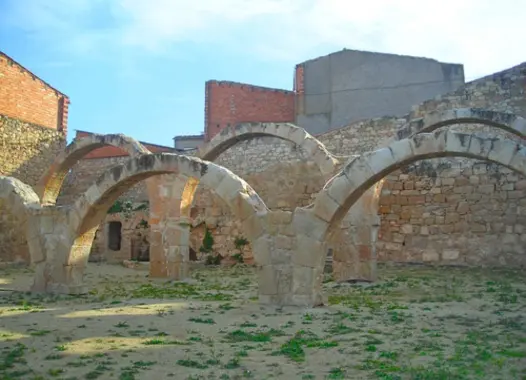 Proyecto de restauración de Las Arcadas de Castelldans con i.design CALIX NHL 3,5 BLANCA